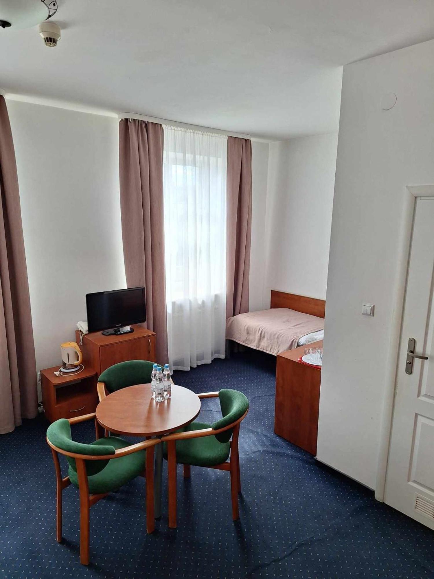 Hotel *** Nat Криниця-Здруй Екстер'єр фото